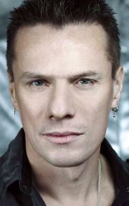 ����� ������ ��. - Larry Mullen Jr.