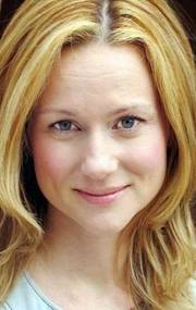 ���� ����� / Laura Linney
