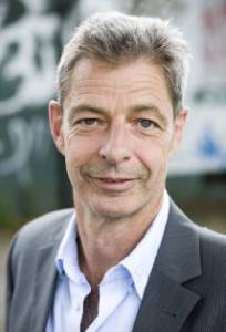 ����� ����