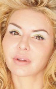 ����� ����