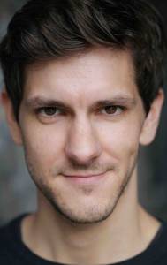 ����� ������� Mathew Baynton