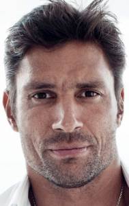 ���� ������� - Manu Bennett