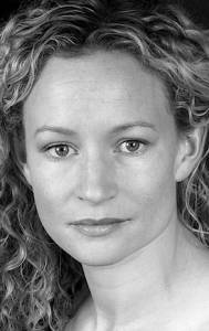 ������� ���������� - Lorraine Pilkington
