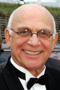 ����� ������� Gavin MacLeod